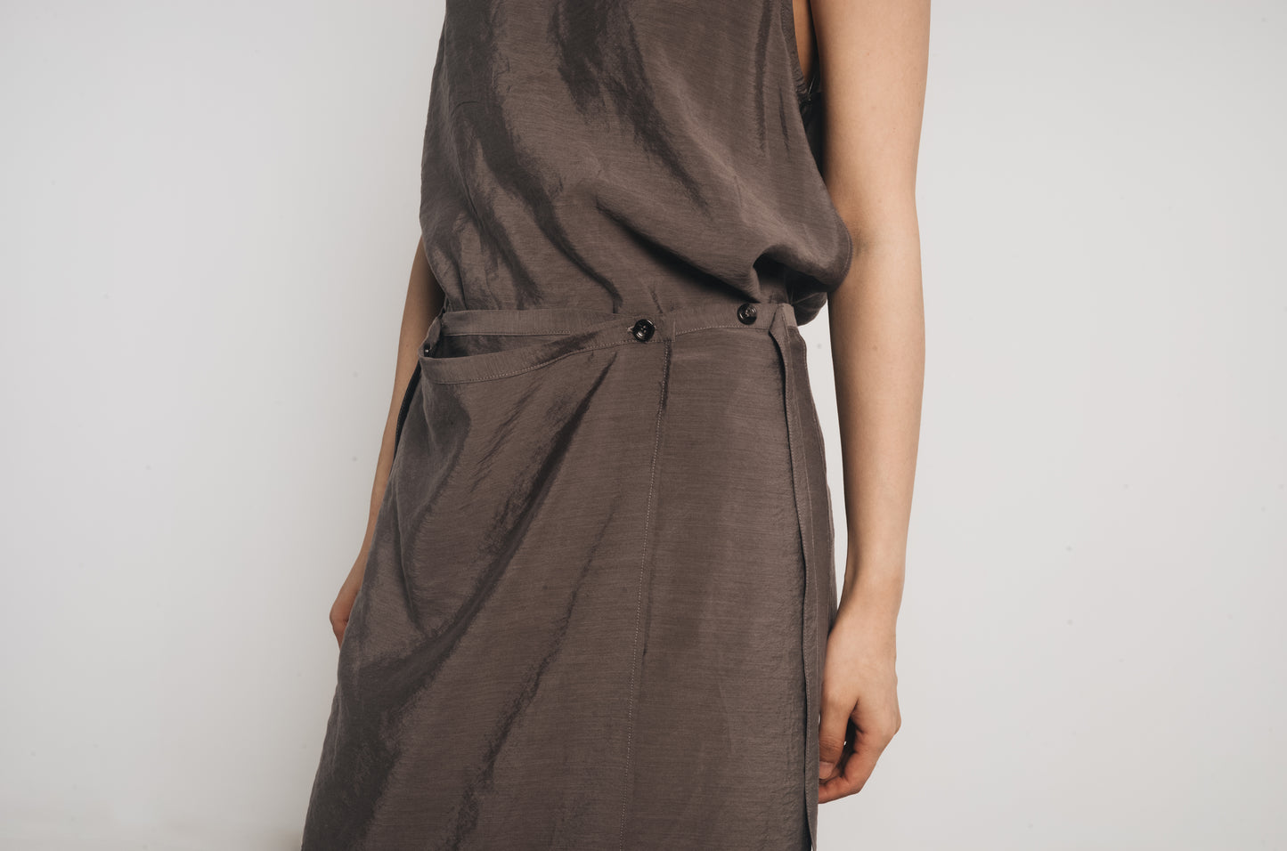 25春夏 真丝莫代尔百搭系带U领背心裙裤三件套