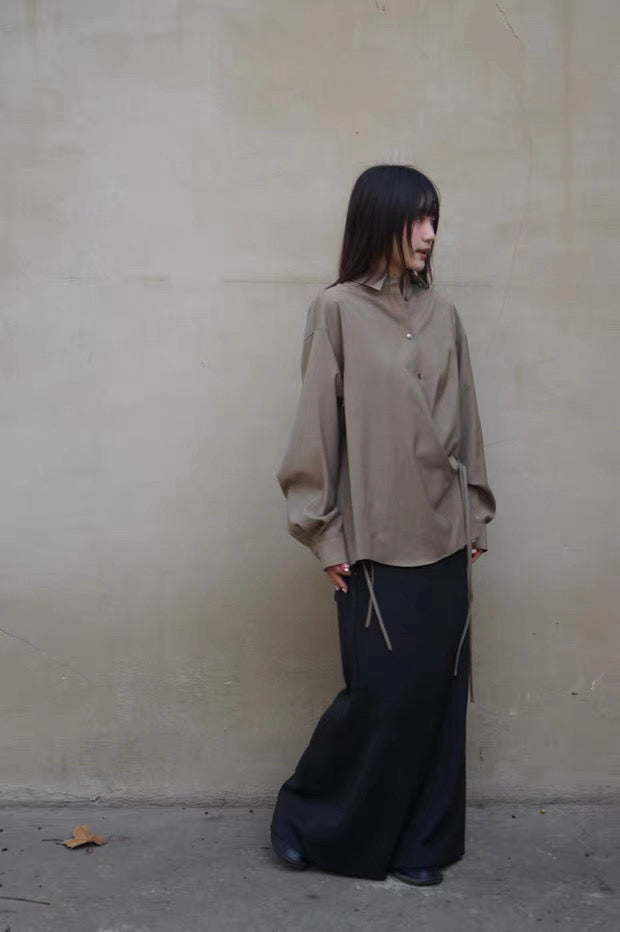 26早春  SIDE TWISTED SHIRT