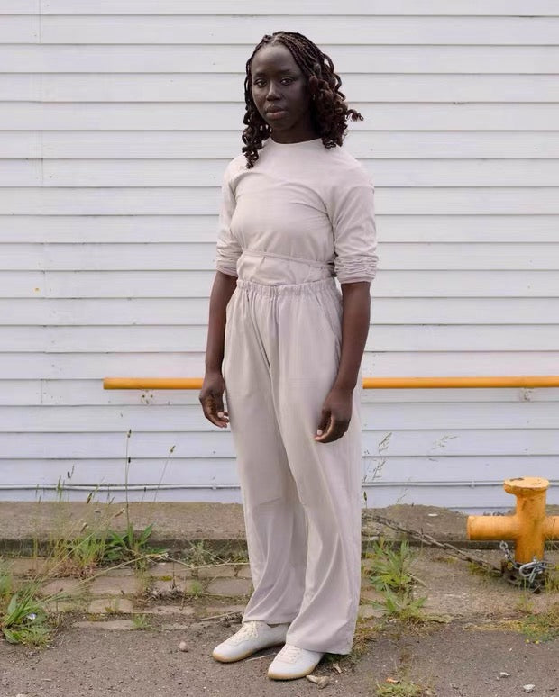 26早春 LONG SLEEVE APRON TOP