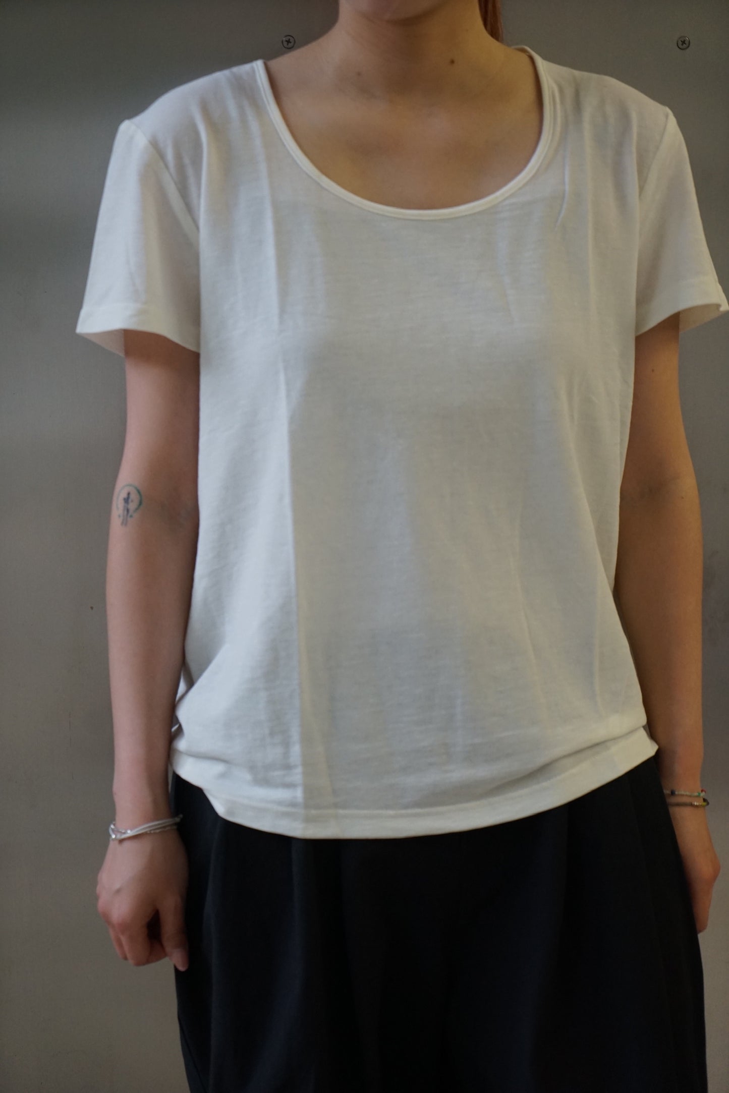 25春夏 纯棉透气显瘦百搭大圆领T恤