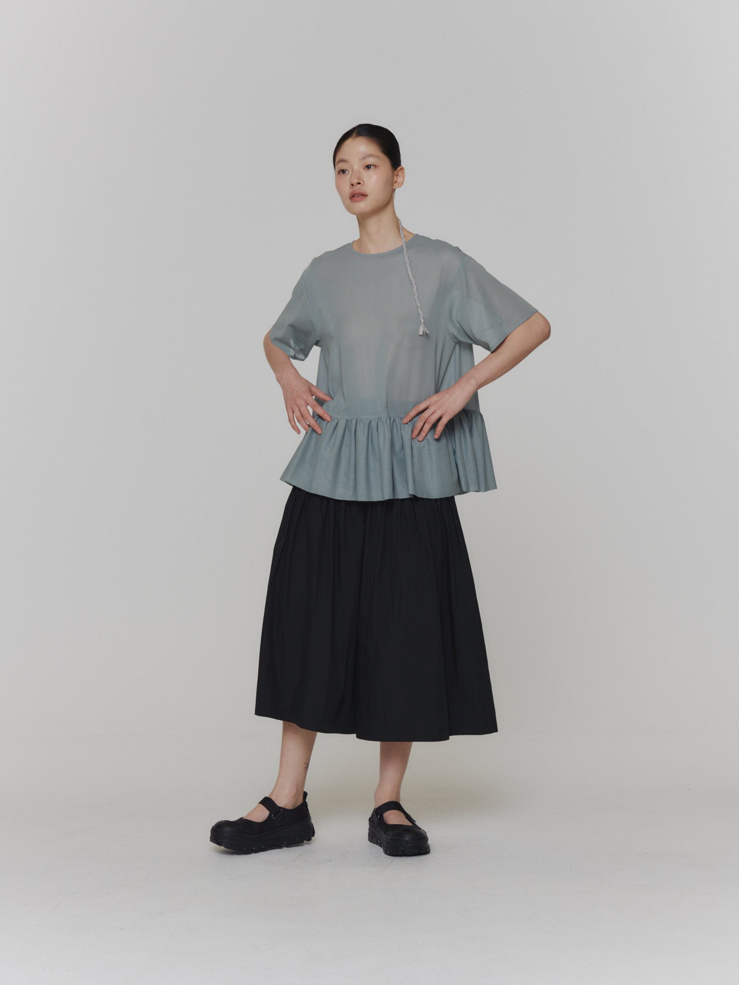 24早春 SHIRRING FLARE PANTS裙裤