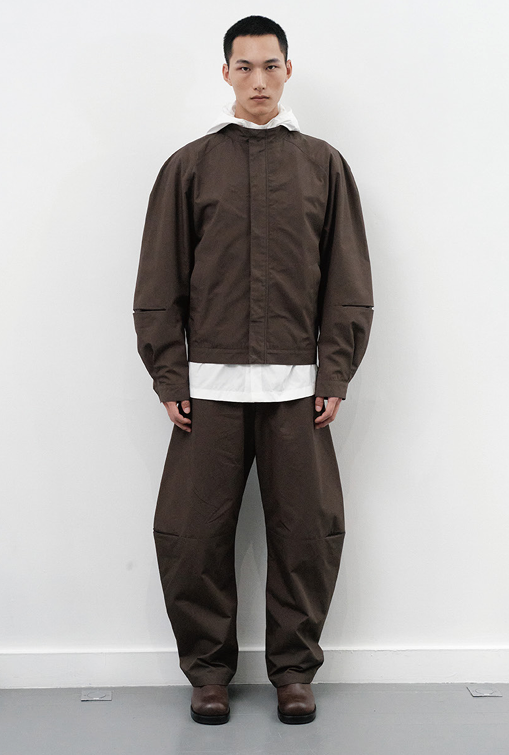 25早春 CURVED ZIP PANTS 弯刀裤