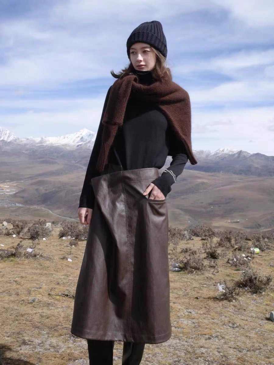 23秋冬 环保皮不对称半裙