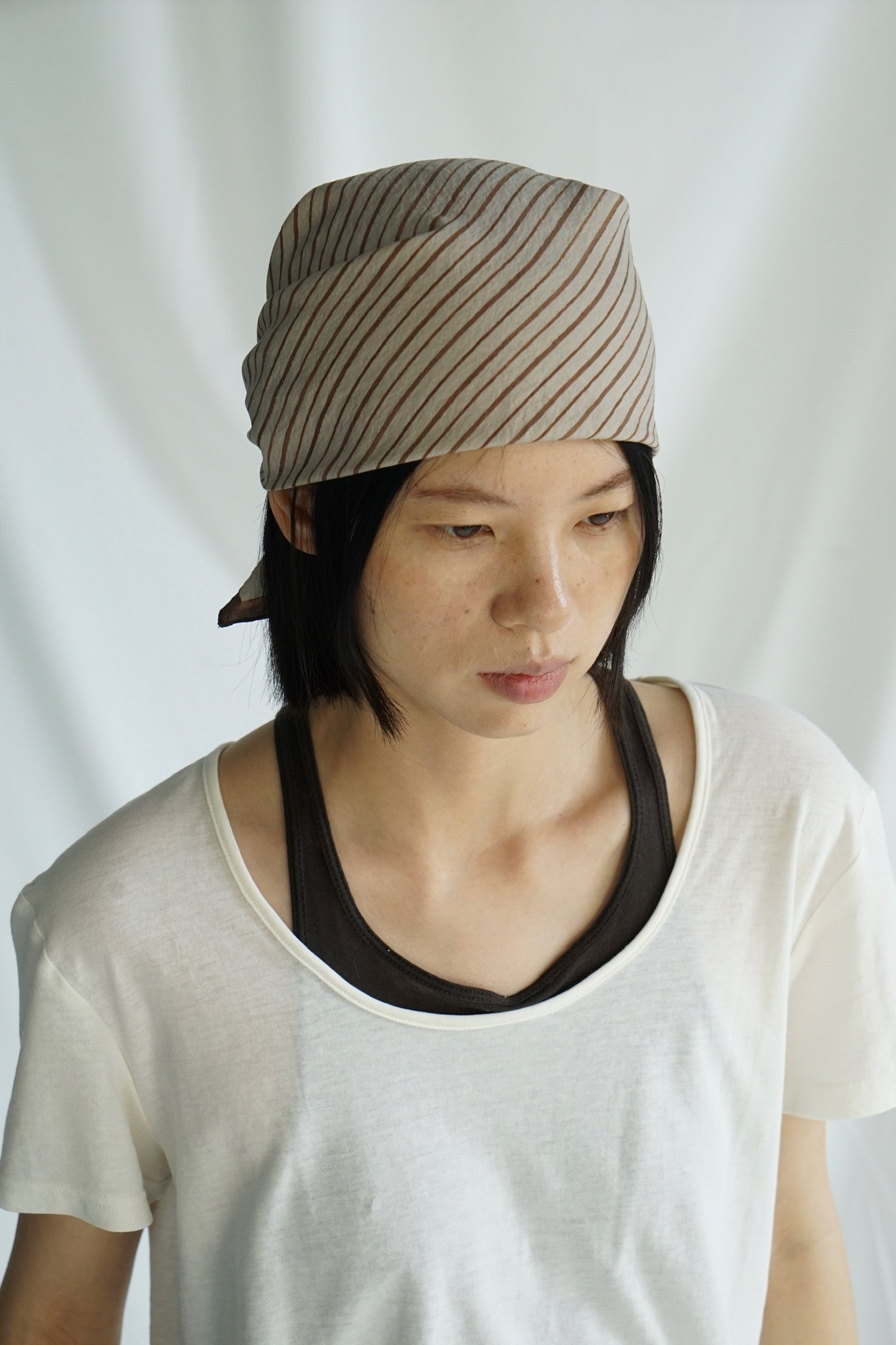 真丝不规则条纹法式包头巾方巾