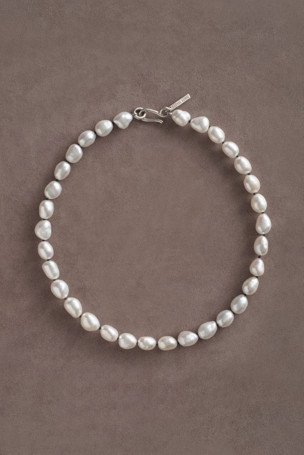 24SS Simple Baroque Pearl Collar