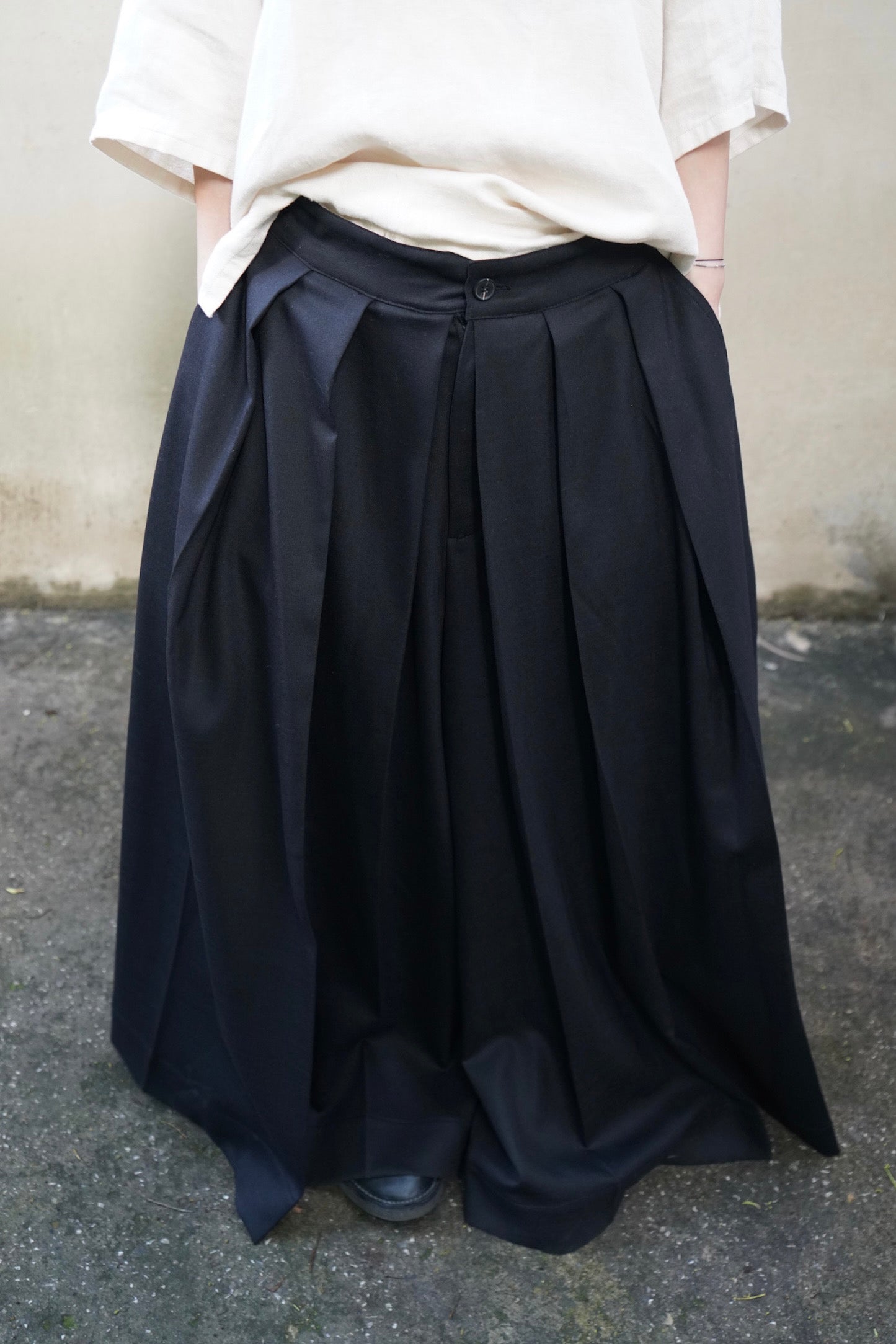巴黎设计师品牌 26秋冬 Hakama 百褶裤