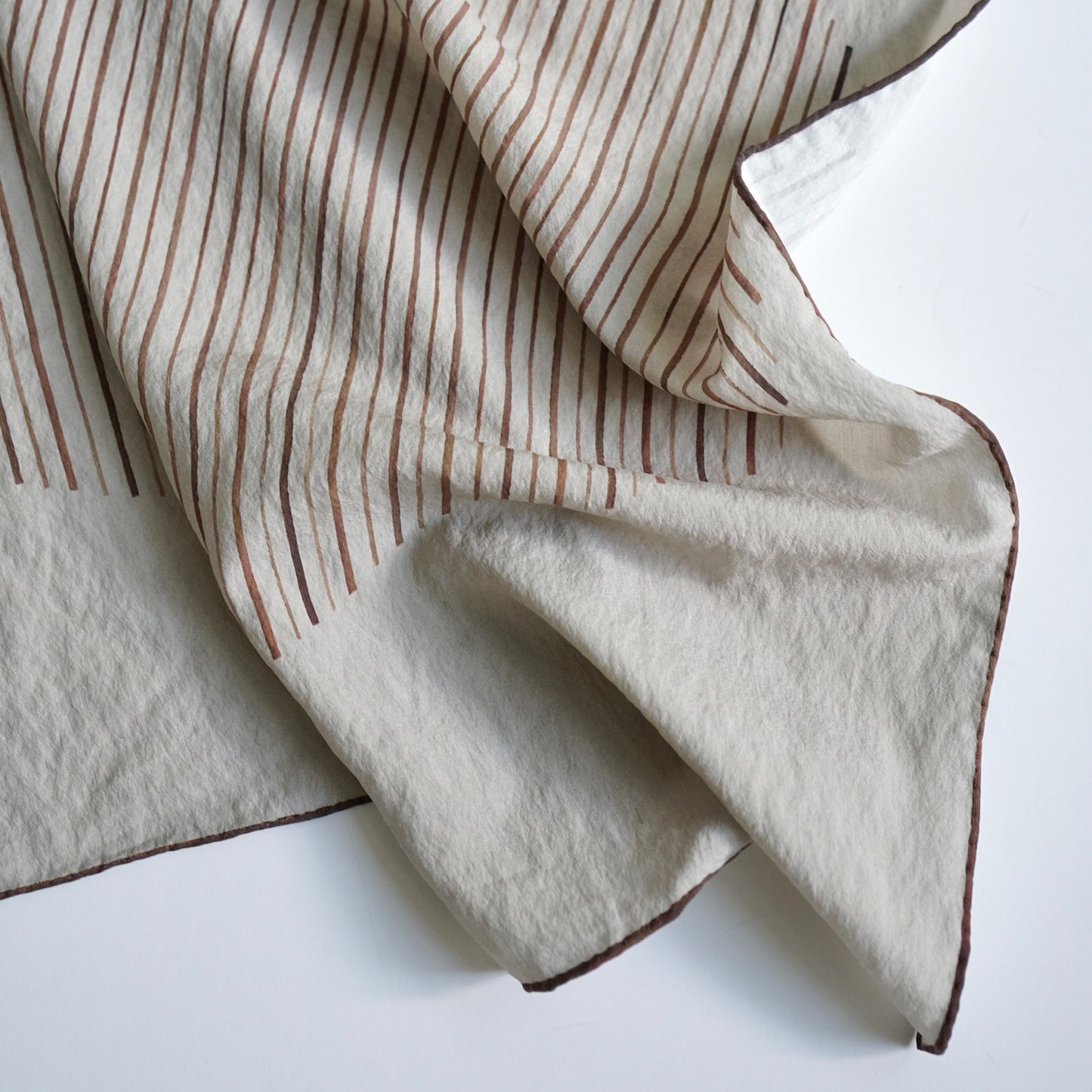 真丝不规则条纹法式包头巾方巾