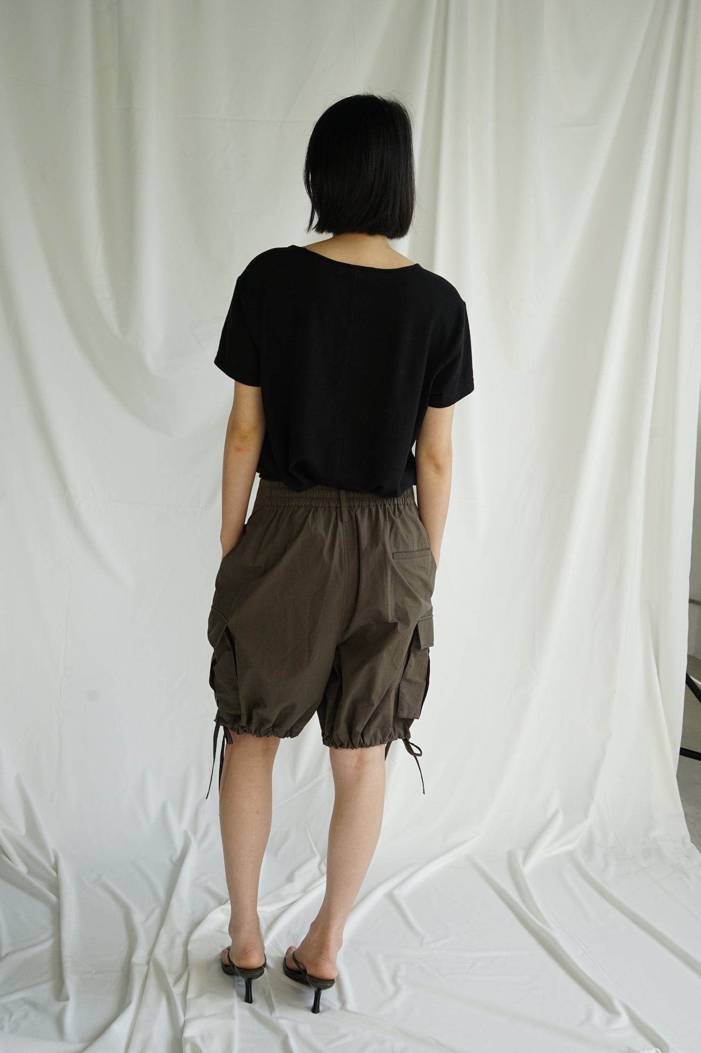 25春夏 纯棉松紧腰松弛感大口袋束脚抽绳短裤