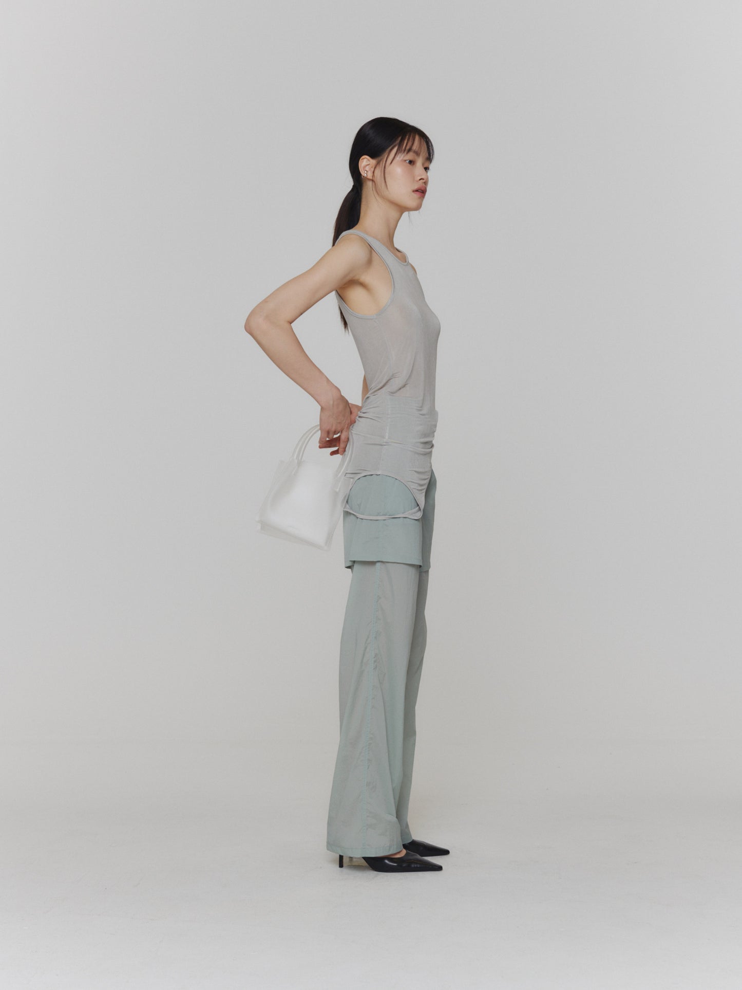 24早春 THREE STRAPS SLEEVELESS TOP