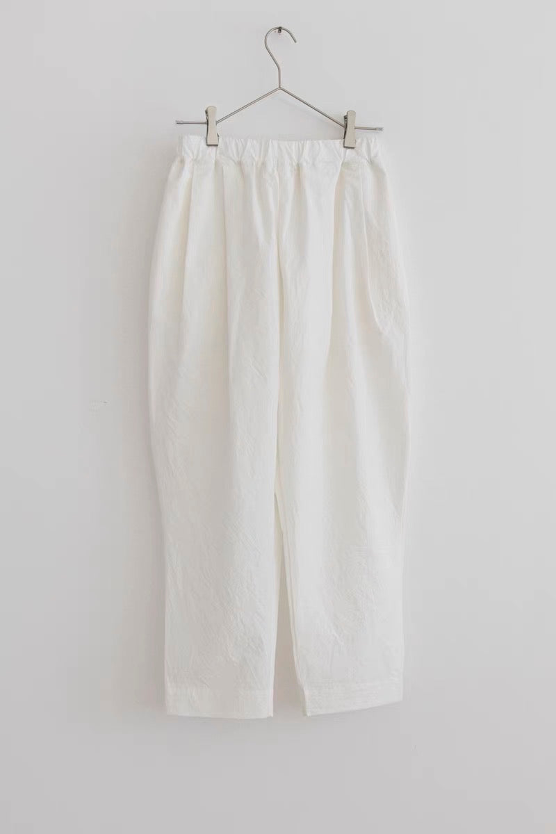 25早春 typewriter folk pants