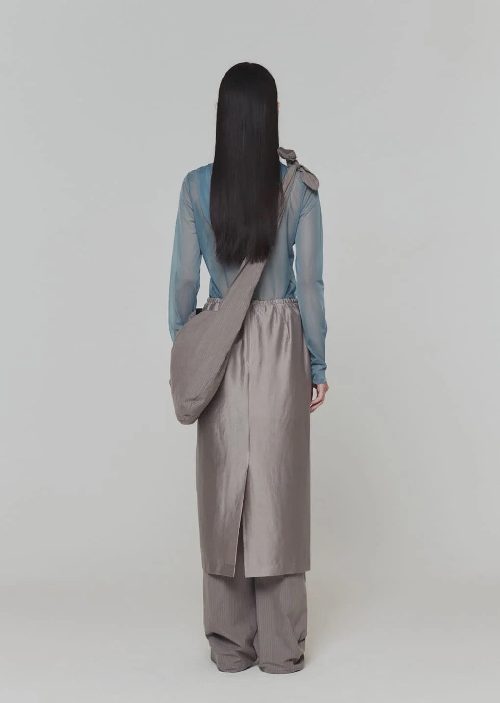 25春夏 SILKY MIDI SKIRT