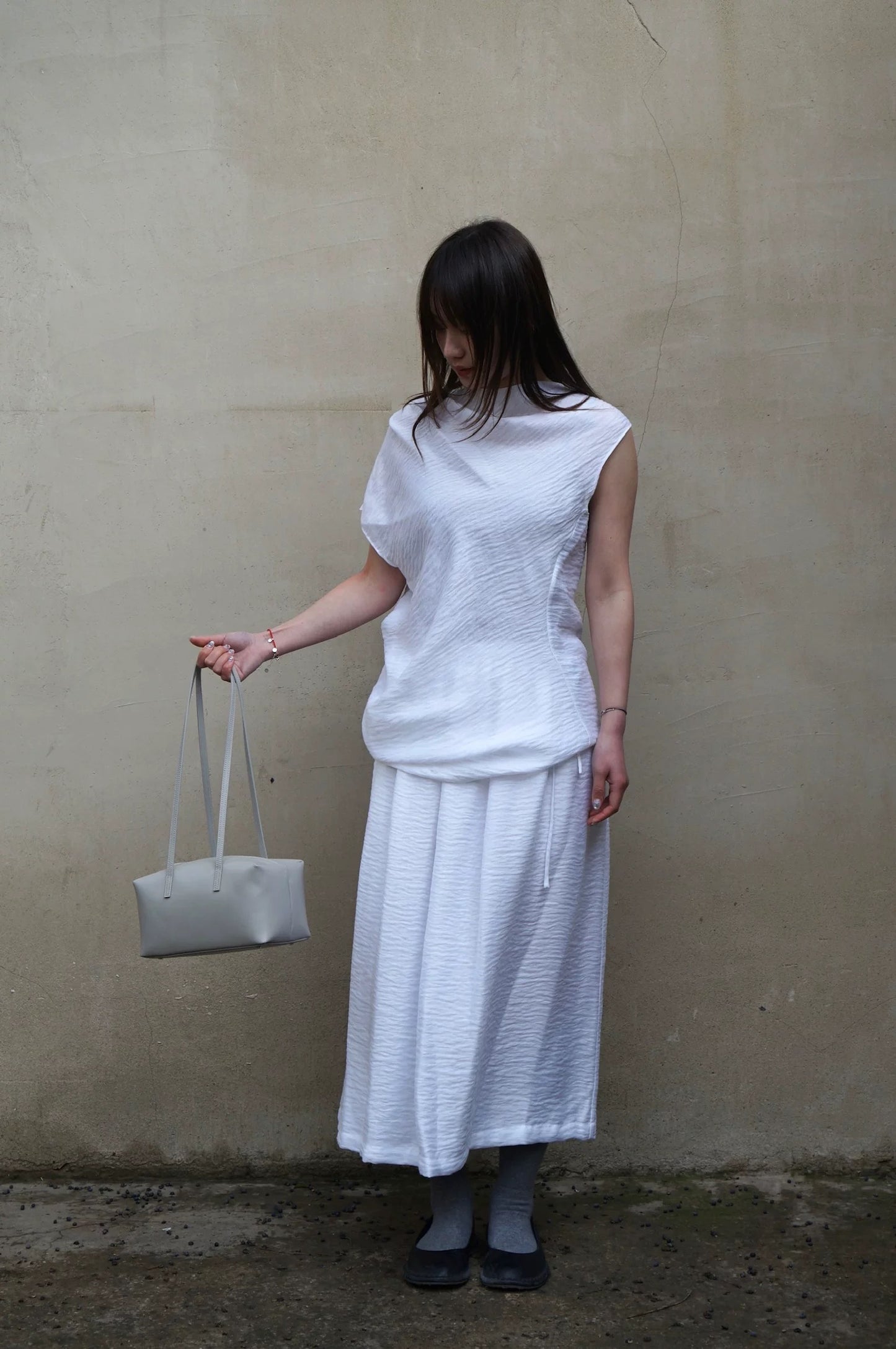 26春夏 ASYMMETRICAL TEXTURED TOP